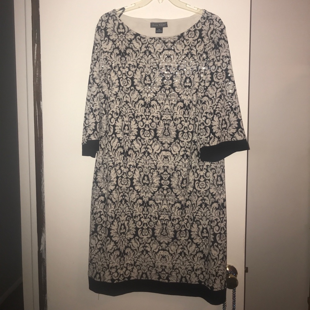 Jessica Howard Shift Dress